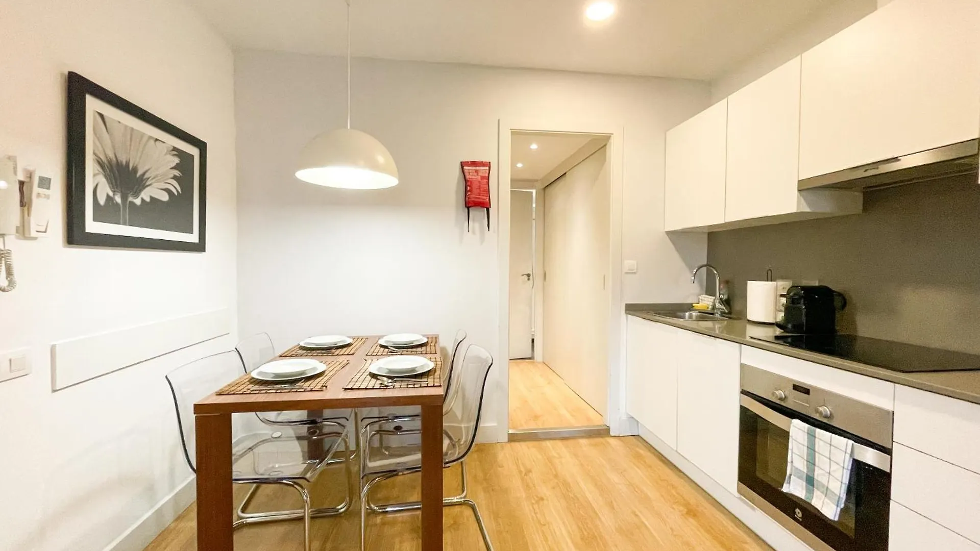 Boutique Pare Lainez- 2 Bedroom Sagrada Famlia With Balcony Barselona İspanya